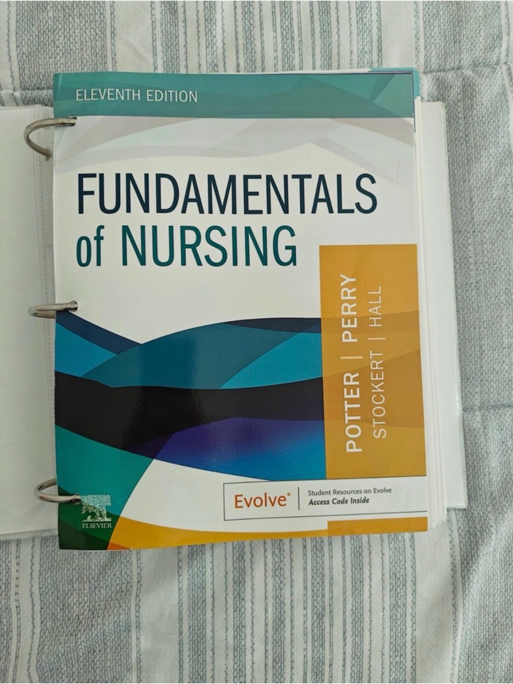 Fundamentals of Nursing Textbook - White/Teal/Cyan - Potter Perry